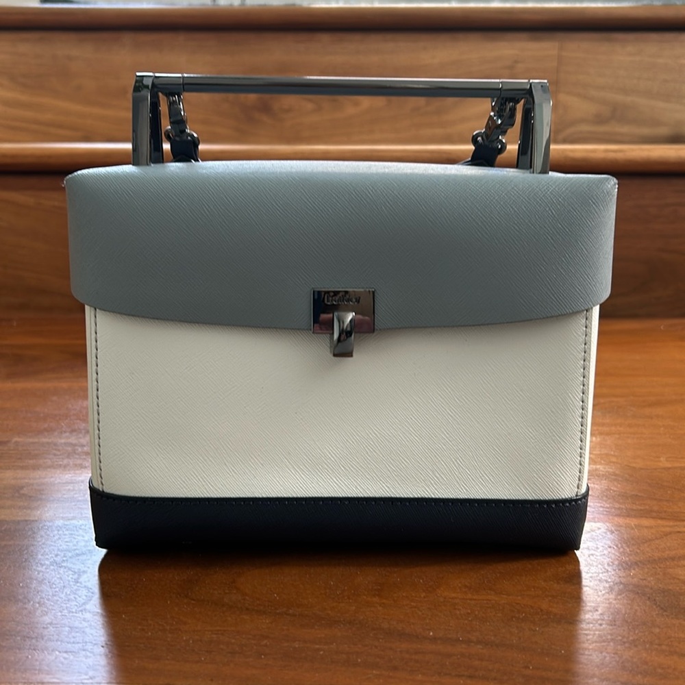 Botkier Purse - very versatile and super cute 🥰 👜
